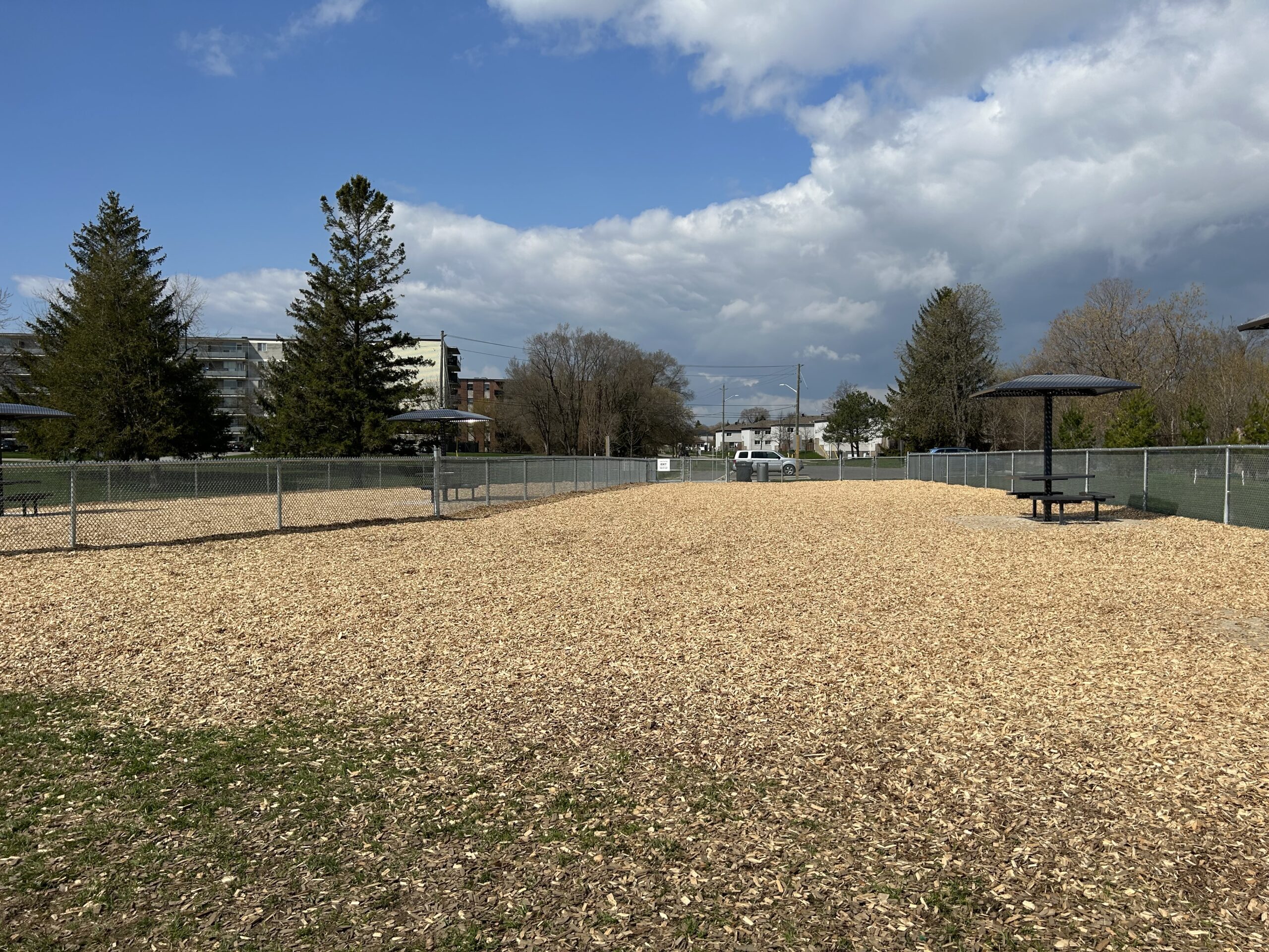 Oshawa Cordova - view from grass area towards entrance
