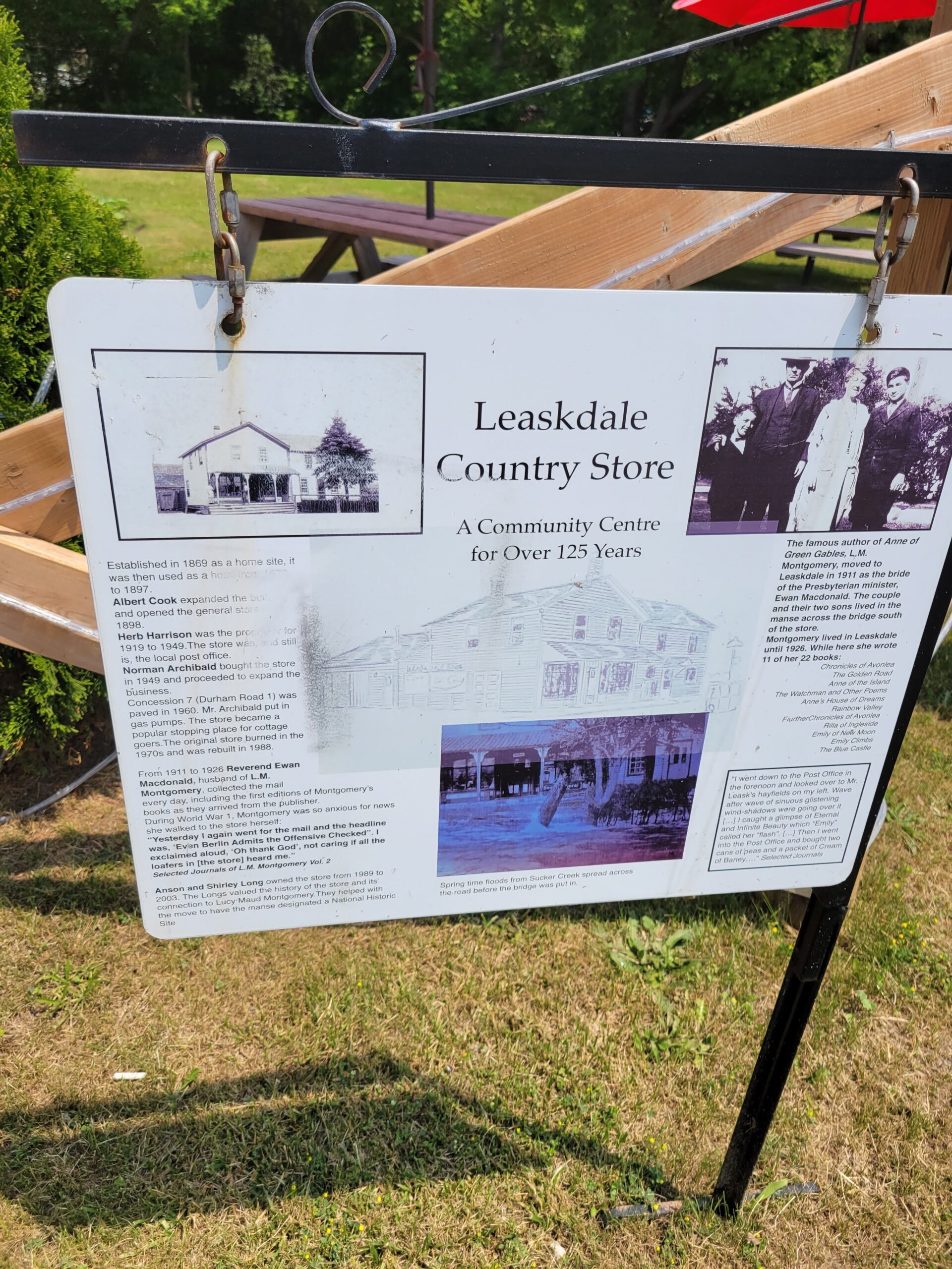 Leaskdale Country Store